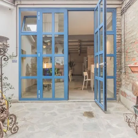 San Bartolomeo Loft * Piacenza
